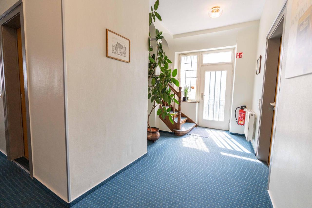 Hotel Am Roemerplatz Улм Екстериор снимка