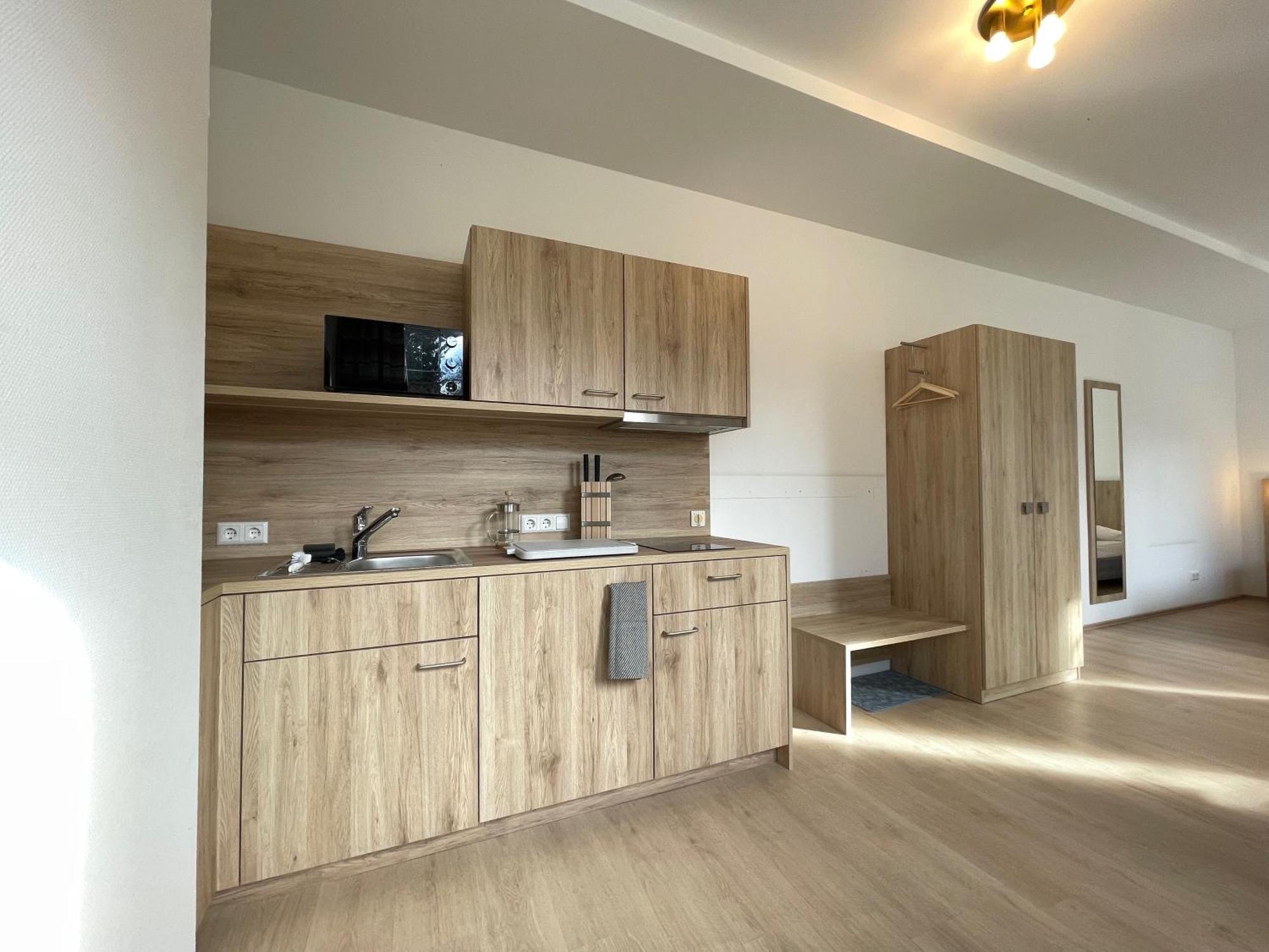 Hotel Am Roemerplatz Улм Екстериор снимка